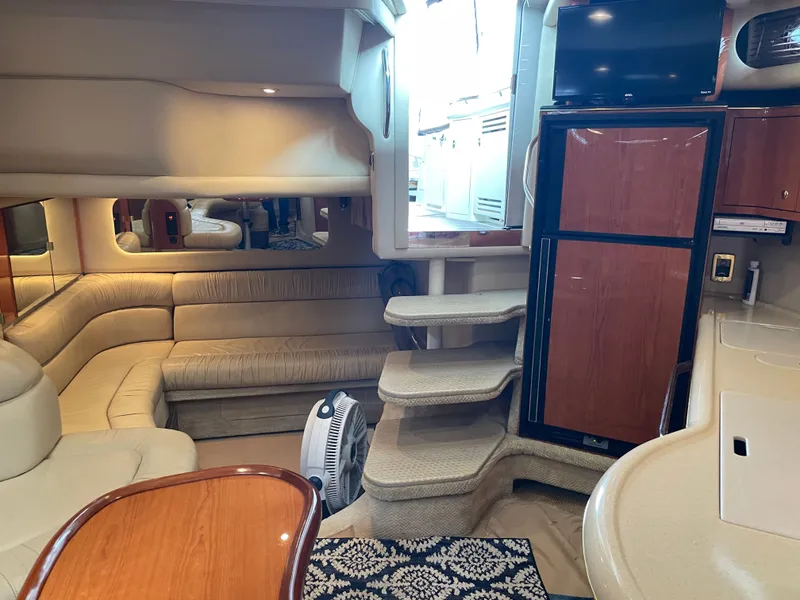 Slide: The Image of Sea Ray 380 Sundancer 2001 - 22
