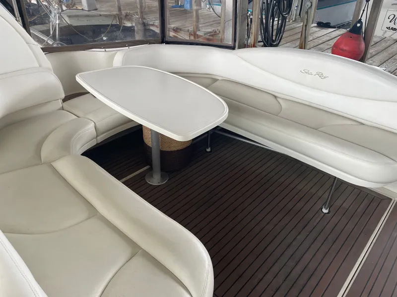Slide: The Image of Sea Ray 380 Sundancer 2001 - 6