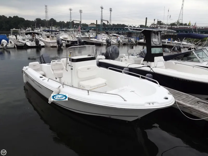 Slide: The Image of Sea Hunt 186 Triton 2008 - 3
