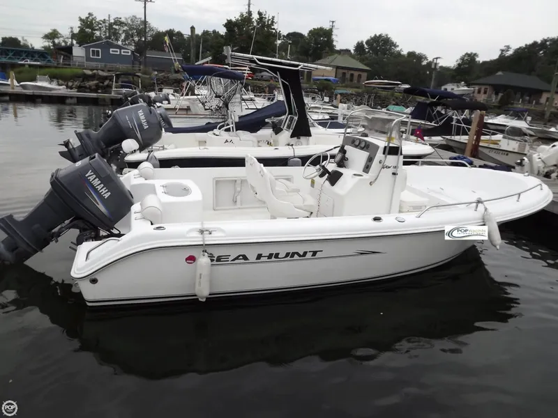 Slide: The Image of Sea Hunt 186 Triton 2008 - 5