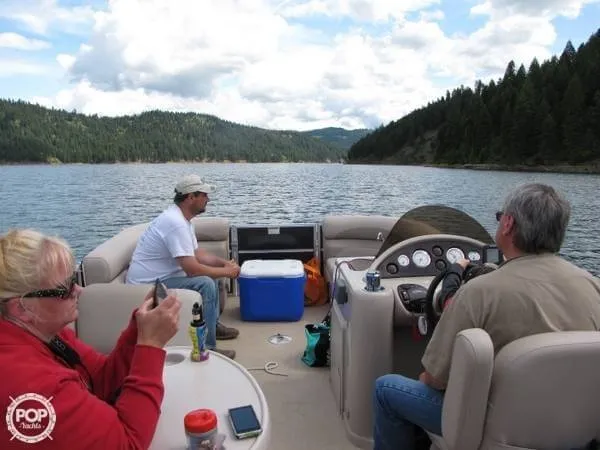 Slide: The Image of Starcraft Stardeck 216 Cruise-n-Fish 2013 - 2