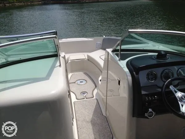 Slide: The Image of Sea Ray 240 Sundeck 2010 - 5