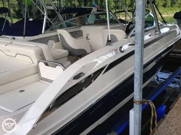 Slide: The Image of Sea Ray 240 Sundeck 2010 - 6