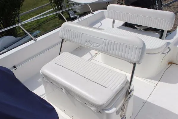 Slide: The Image of Boston Whaler 190 Montauk 2008 - 10