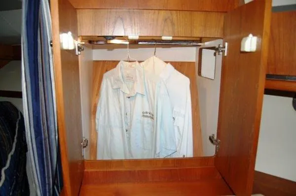 Slide: The Image of Tiara 32 Open 2005 - 2