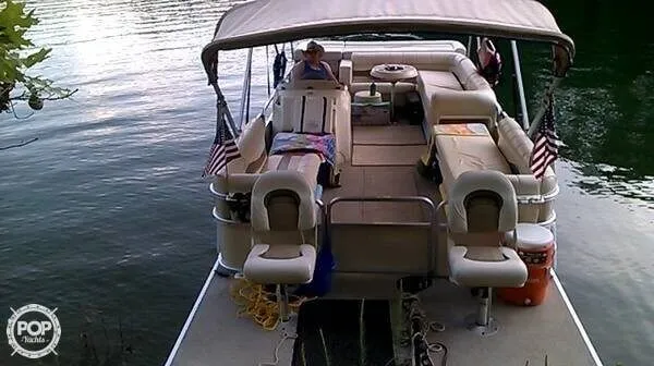 Slide: The Image of Lifetime Fisher 240 DLX Pontoon 2007 - 3