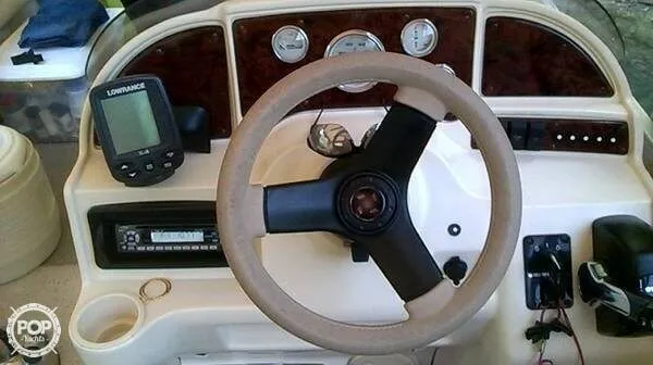Slide: The Image of Lifetime Fisher 240 DLX Pontoon 2007 - 4
