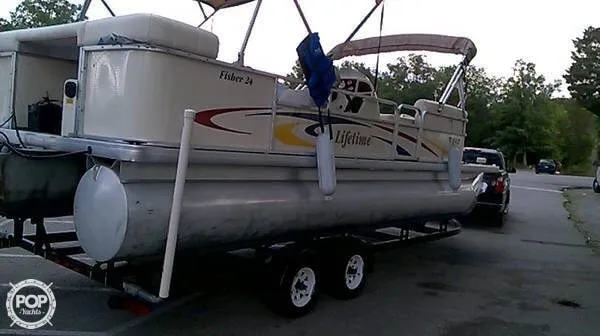 Slide: The Image of Lifetime Fisher 240 DLX Pontoon 2007 - 6