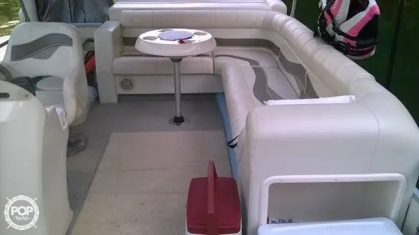 Slide: The Image of Lifetime Fisher 240 DLX Pontoon 2007 - 8