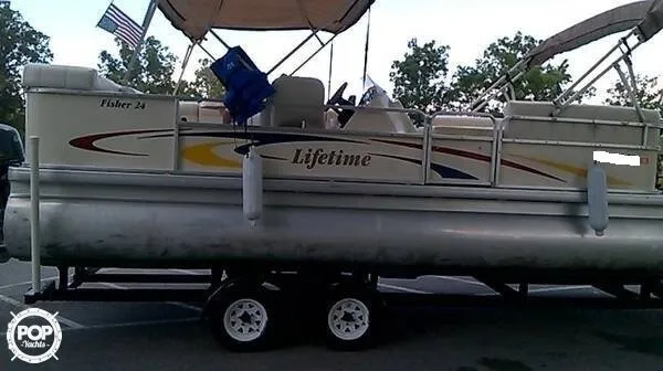 Slide: The Image of Lifetime Fisher 240 DLX Pontoon 2007 - 9