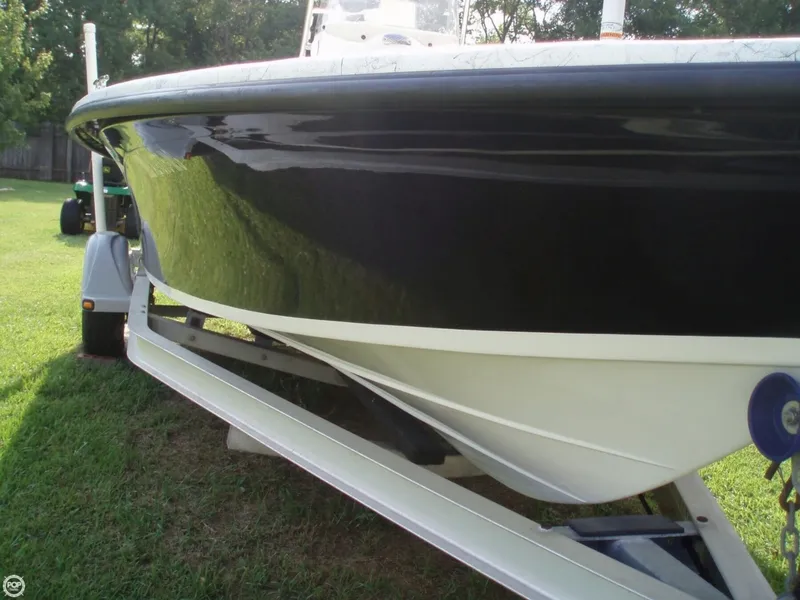 Slide: The Image of Mako Inshore 191 2010 - 1