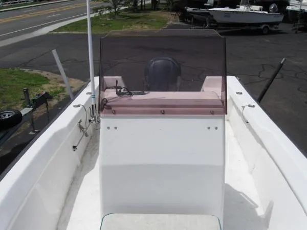 Slide: The Image of Key Largo 236 Center Console 2007 - 5