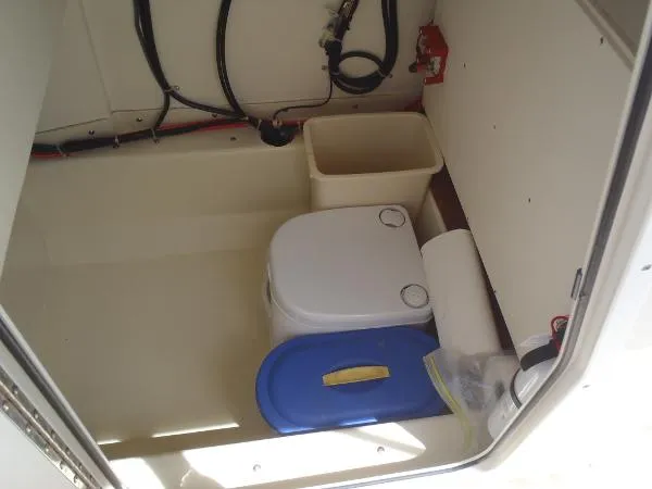 Slide: The Image of Eastern 248 Center Console 2011 - 10