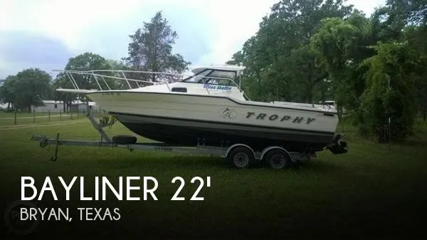 Slide: The Image of Bayliner Trophy 22 Walkaround 1994 - 0