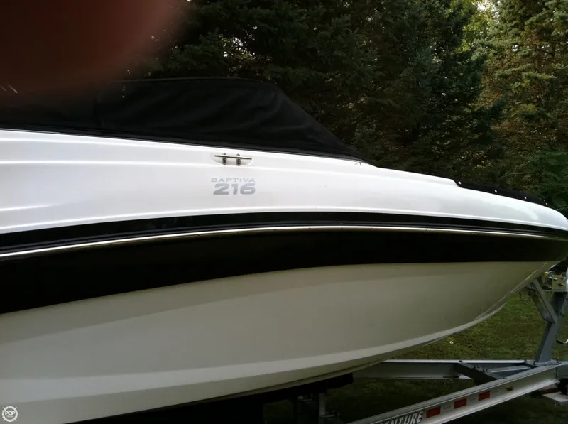 Slide: The Image of Rinker 216 Captiva 2012 - 8