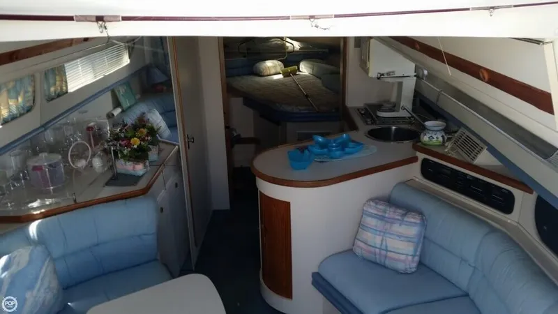 Slide: The Image of Carver Yachts 30 Santego 1989 - 6