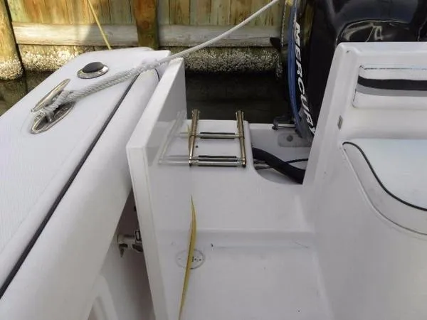 Slide: The Image of Pro Line Center Console Express 2000 - 4