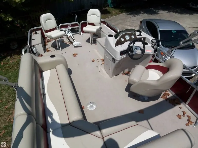 Slide: The Image of Lowe Suncruiser Pontoon Boat Ski & Fish 23 SF234 2011 - 4