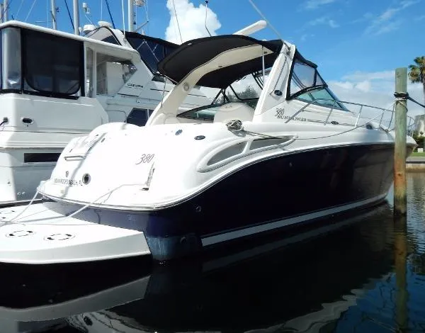 Slide: The Image of Sea Ray 380 Sundancer 2004 - 1