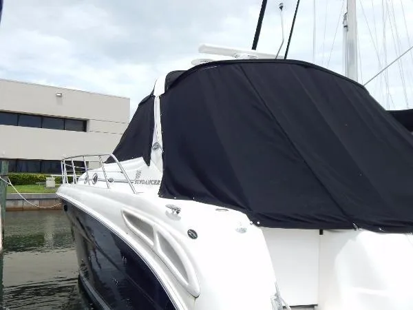 Slide: The Image of Sea Ray 380 Sundancer 2004 - 6