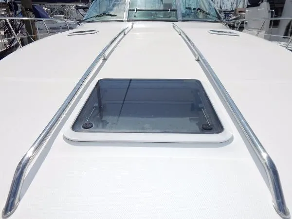 Slide: The Image of Sea Ray 380 Sundancer 2004 - 9