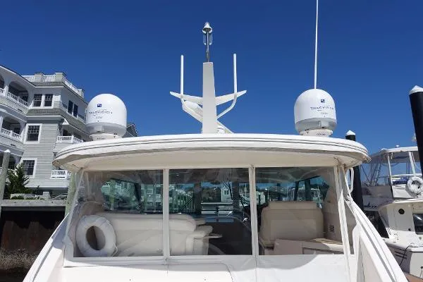Slide: The Image of Tiara 4300 Sovran 2010 - 6