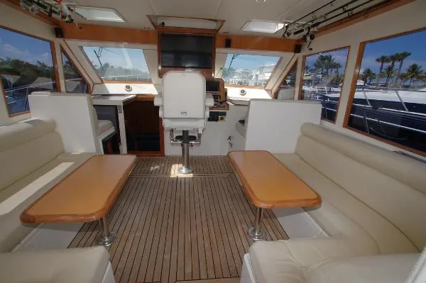 Slide: The Image of Hi Star Cruiser 2006 - 5