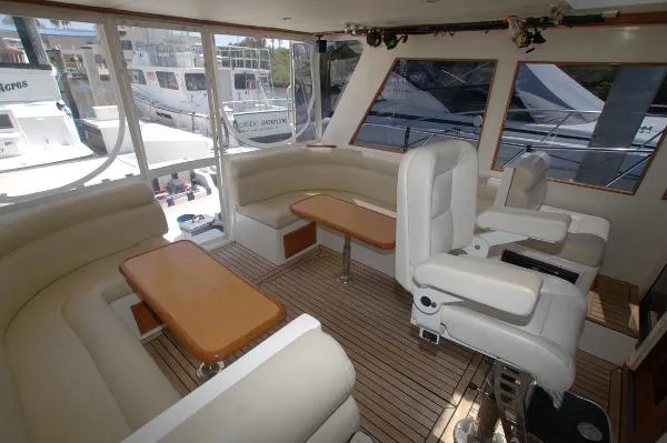 Slide: The Image of Hi Star Cruiser 2006 - 6