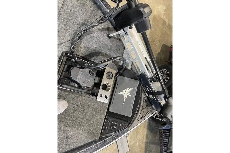 Slide: The Image of 2026 Caymas CX 20 boat interior with advanced control panel and foot pedal. - 10