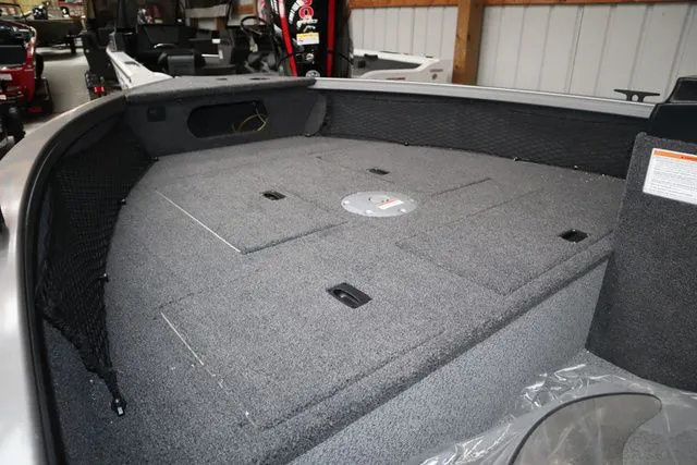 Slide: The Image of Crestliner 1850 Kodiak SC 2026 - 3