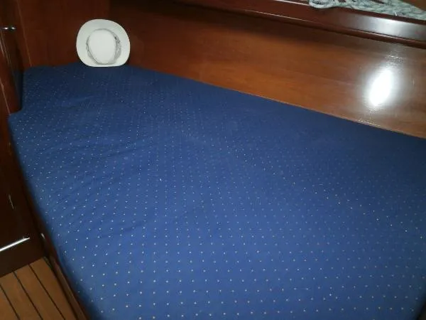 Slide: The Image of Beneteau Center Cockpit 2003 - 1