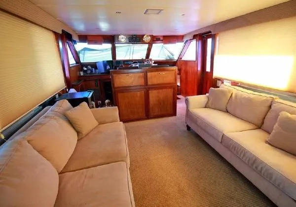 Slide: The Image of Hatteras Cockpit Motoryacht 1974 - 4