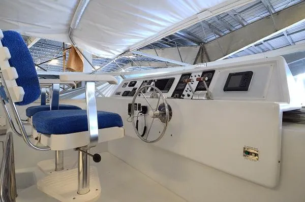 Slide: The Image of TARRAB Flybridge Cockpit 2000 - 10