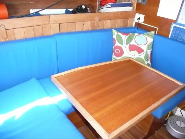 Slide: The Image of Pearson Sloop 1975 - 10