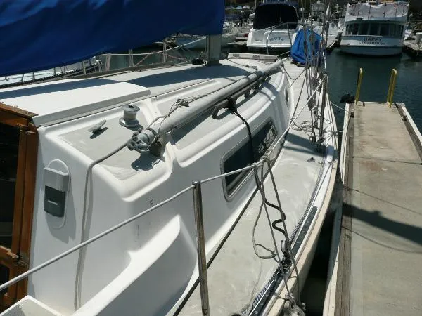 Slide: The Image of Pearson Sloop 1975 - 3