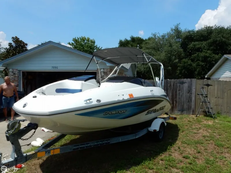 Slide: The Image of Sea-Doo Challenger 180 2005 - 10