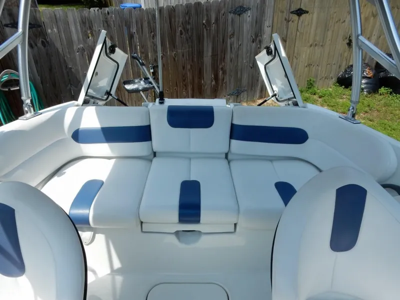 Slide: The Image of Sea-Doo Challenger 180 2005 - 4