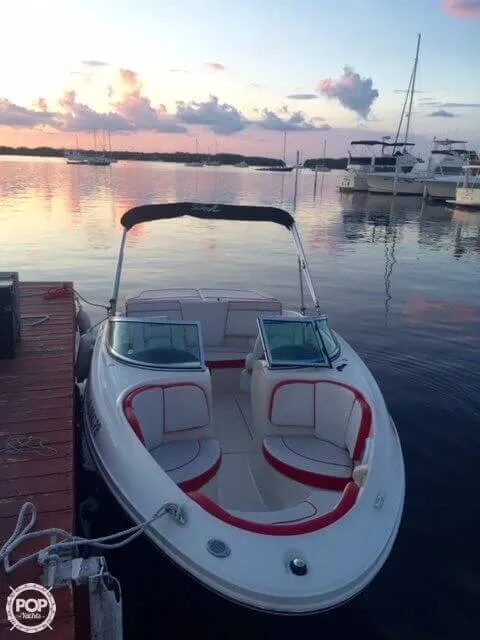 Slide: The Image of Sea Ray 185 Sport 2010 - 3