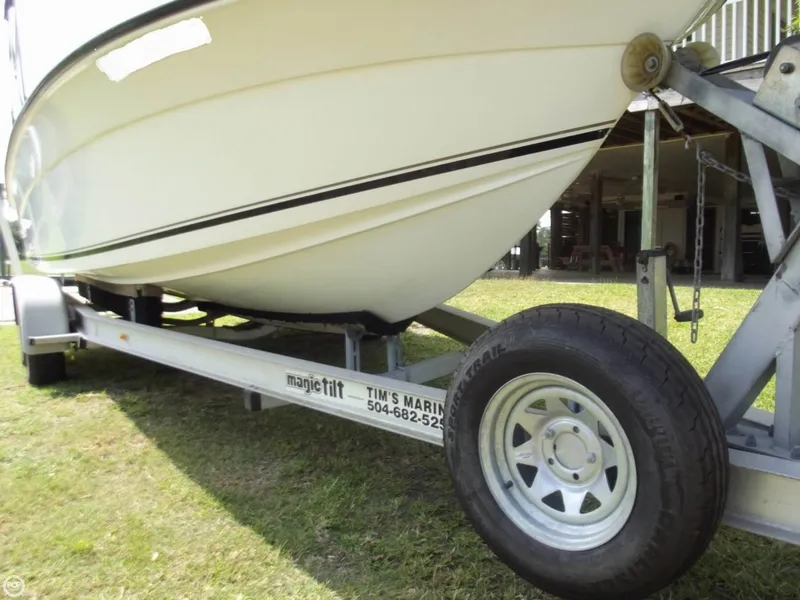 Slide: The Image of Angler 2200 Grande Bay 2001 - 10