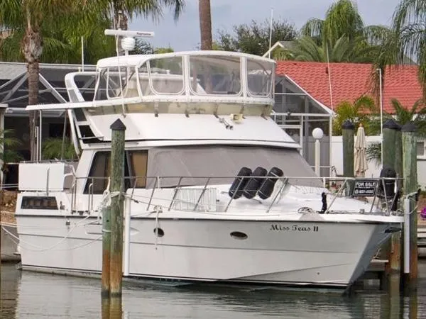 Slide: The Image of President 46 Motor Yacht 1989 - 1