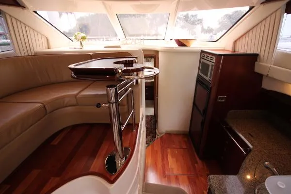 Slide: The Image of Sea Ray 44 Sedan Bridge 2006 - 6