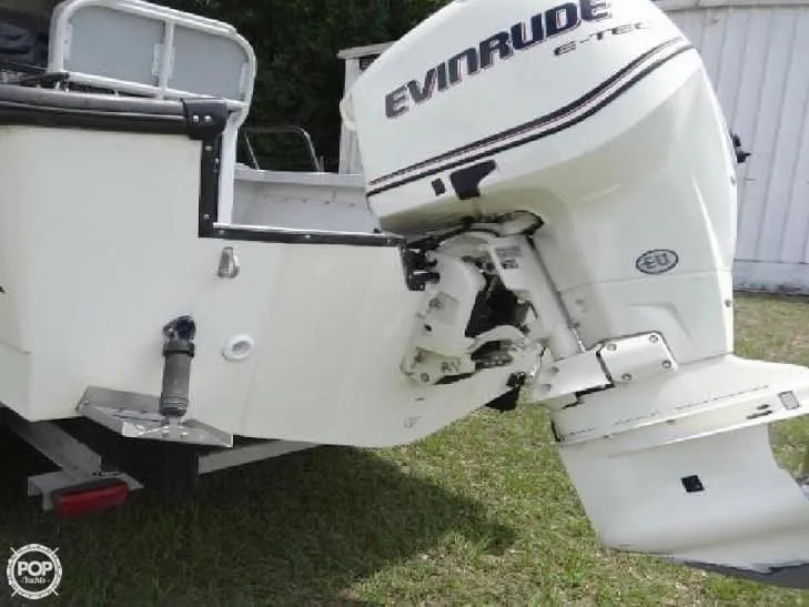 Slide: The Image of Boston Whaler 21 Justice 1999 - 5