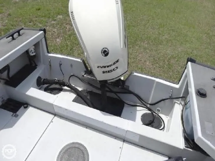 Slide: The Image of Boston Whaler 21 Justice 1999 - 6