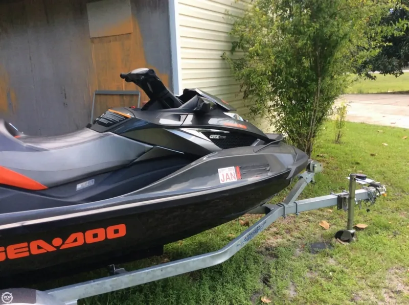 Slide: The Image of Sea-Doo 260 GTX LTD 2013 - 3