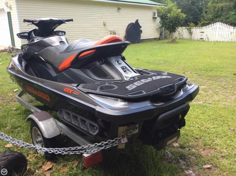 Slide: The Image of Sea-Doo 260 GTX LTD 2013 - 8