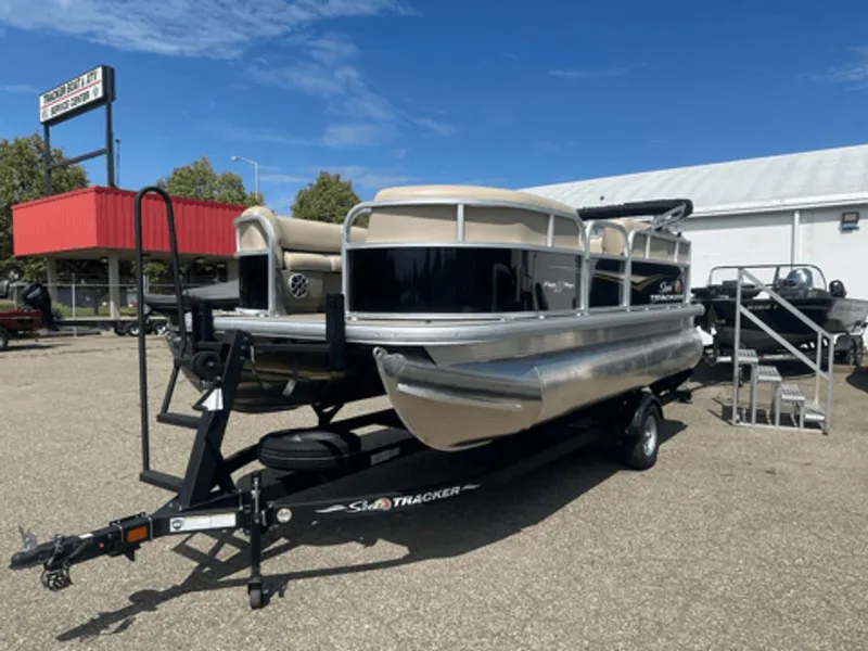 The Image of Tracker Party Barge 2025 - 0