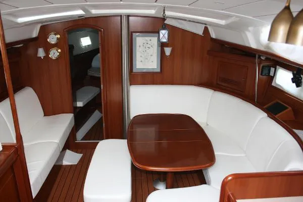 Slide: The Image of Beneteau 423 2006 - 7