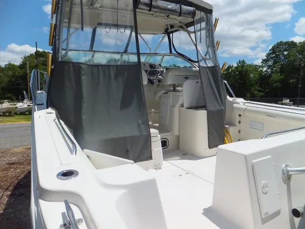 Slide: The Image of Wellcraft 290 Coastal 2004 - 3