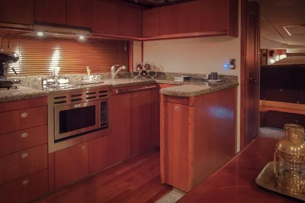 Slide: The Image of Sea Ray Sundancer 2006 - 8
