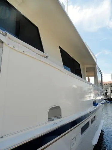 Slide: The Image of Hatteras 58 Wide Body Motor Yacht 1987 - 10